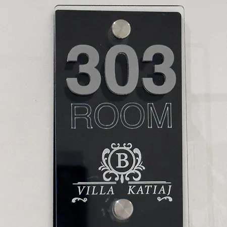 Katiaj Apartmanhotel *